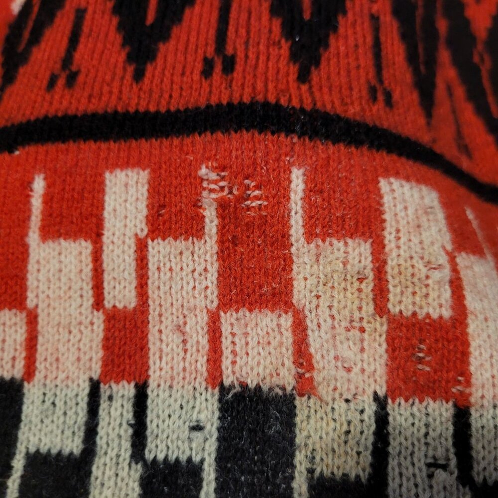 Vintage Sweater Geometric Pattern Competitive Edg… - image 4